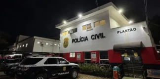 Homem é preso após ameaçar esposa com facão durante discussão em Bragança Paulista
