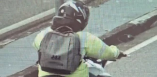 Motociclista sem habilitação confessa atropelamento que matou idosa e é liberado após depoimento
