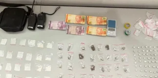 Mulher é presa por tráfico de drogas durante patrulhamento da PM em Bragança Paulista
