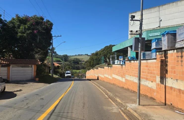 Novo equipamento reforça fiscalização de caminhões na Estrada Antônio Moreno