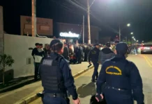Operação Noite Tranquila fiscaliza adegas e fecha três estabelecimentos em Bragança Paulista