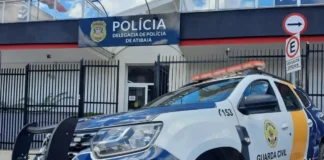 Homem é preso por incêndio em veículos e suspeita de cárcere privado em Atibaia