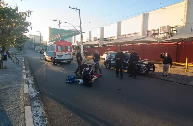 Polícia busca motociclista que atropelou e matou idosa de 72 anos em Bragança Paulista