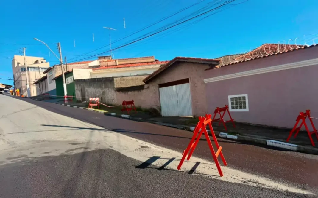 Recuperação asfáltica do Programa Vias Novas continua na região central de Bragança Paulista