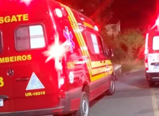 Acidente entre carro e moto deixa vítima ferida em Bragança Paulista