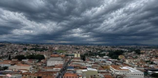 Defesa Civil intensifica monitoramento após previsão de ventos de até 90 km/h em Bragança Paulista