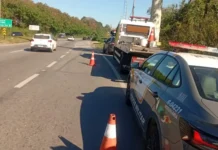 Colisão entre carro e moto deixa duas pessoas feridas no Trevo de Tuiuti