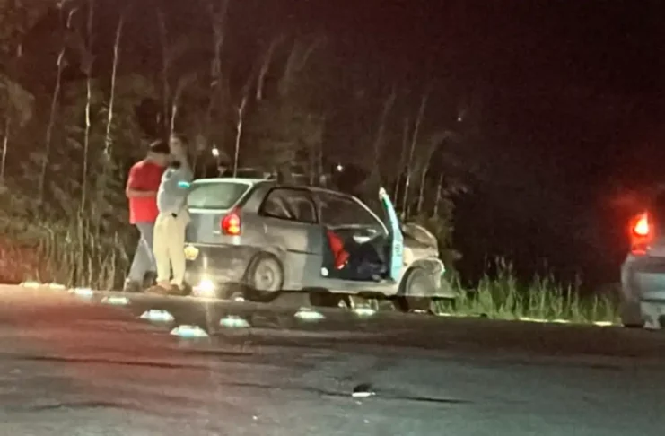 Colisão entre dois veículos deixa passageira ferida na Rodovia Capitão Bardoino
