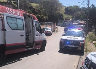 Homem cadeirante é morto a facadas em Bragança Paulista; filha é conduzida à delegacia