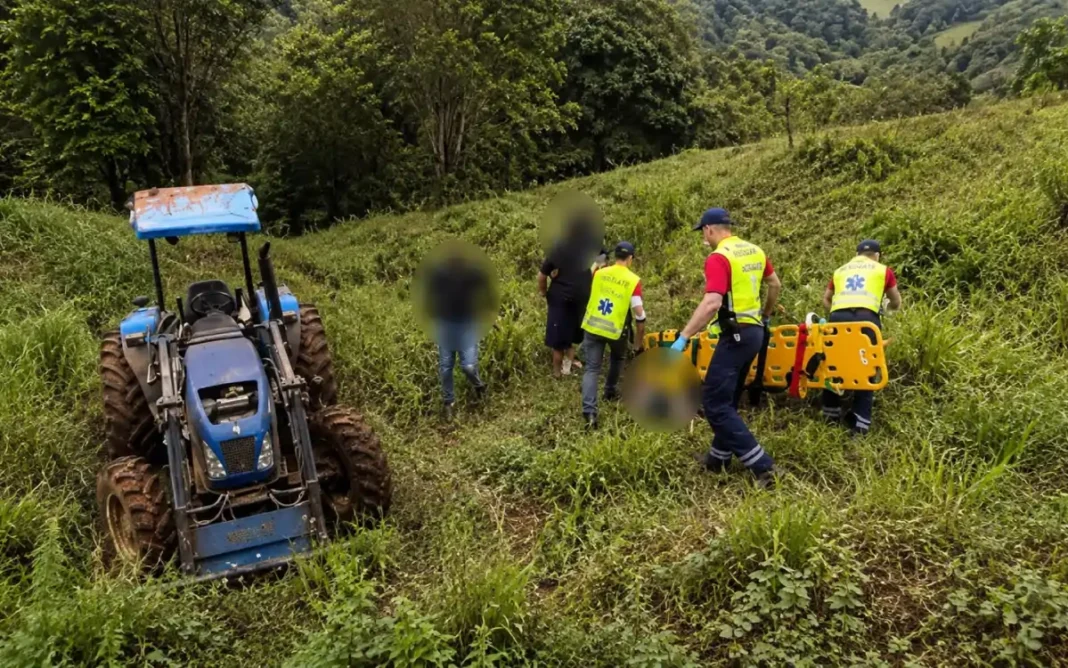 Jovem de 19 anos morre após ser puxado por equipamento durante trabalho em Serra Negra