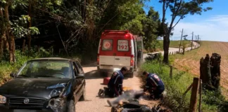 Motociclista morre após colisão com carro na Estrada João Pero, em Nazaré Paulista
