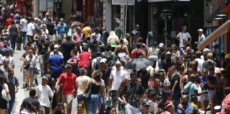 Para 81% dos brasileiros, é fundamental que candidato acredite em Deus, aponta pesquisa