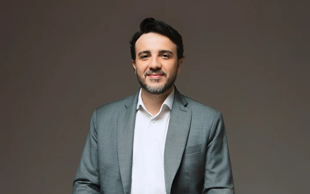 Partido Missão lança Renan Santos como candidato à Presidência em 2026