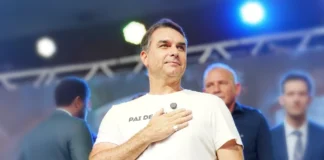Pelo PL, Flávio Bolsonaro entra na disputa pela Presidência em 2026