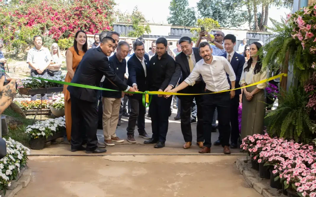 44ª FESTA DE FLORES E MORANGOS DE ATIBAIA É ABERTA COM INAUGURAÇÃO DE NOVO TORII