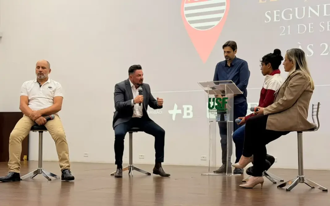 APENAS DOIS CANDIDATOS A DEPUTADO ESTADUAL DE BRAGANÇA COMPARECEM À SABATINA 2222