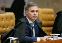 Campanha de Lula é multada por impulsionar vídeo contra Flávio