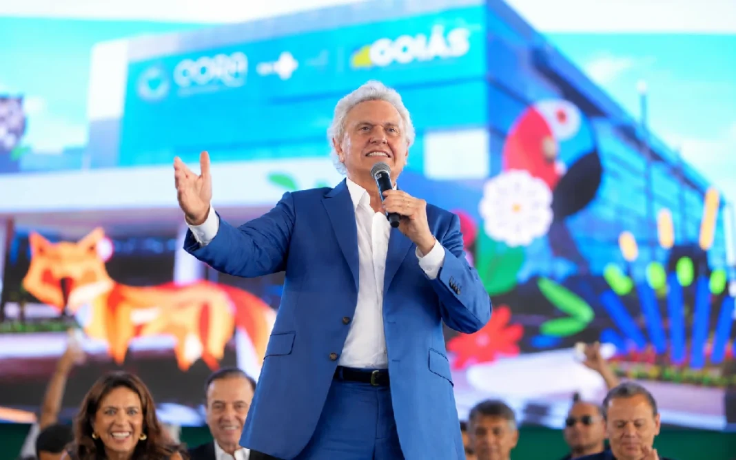 Caiado propõe reformas estruturais e cooperação entre os Poderes