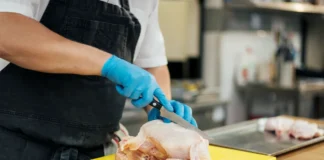Curso gratuito capacita moradores de Bragança Paulista em processamento de carne de aves