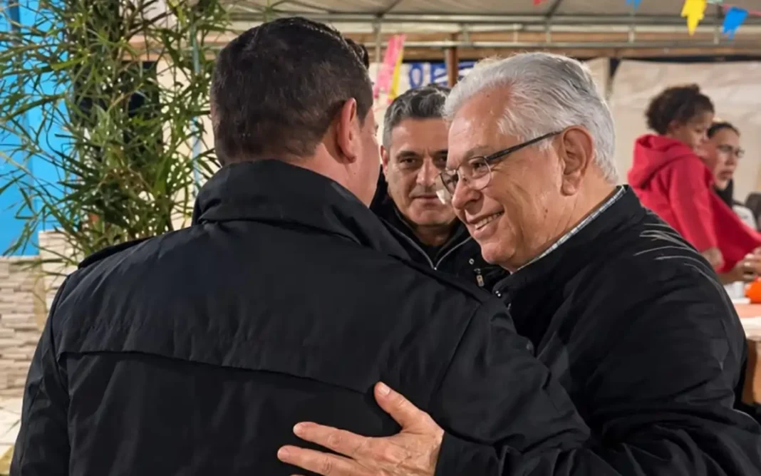 FRIO E CHUVA MARCAM DIA DE PLANEJAMENTO NA CAMPANHA DE ZÉ DE LIMA