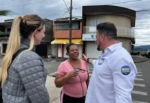 Candidato Sandro Montanari realiza caminhada e ouve moradores do Jardim Águas Claras