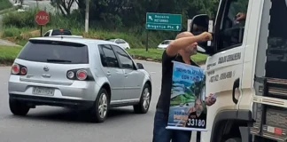 Adriano Pires realiza ação de campanha e defende túneis nos trevos