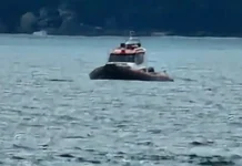 Corpo é encontrado durante buscas por jovem de Amparo desaparecido após afogamento em Ubatuba