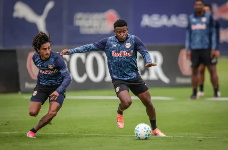 Red Bull Bragantino enfrenta o Remo em Belém pela 31ª rodada do Brasileirão