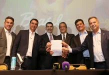 Suplente de Sergio Moro se filia ao PL, que poderá ampliar bancada no Senado